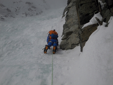 Antarctica, Marek Holeček, Míra Dub, Monte Pizduch - Monte Pizduch, Antarctica: climbing in the corridor of Bloody Nose (Marek Holeček, Míra Dub 06-07/01/2018)