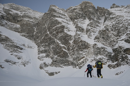 David Lama, Sagwand, Valsertal, Austria - David Lama making the first ascent of Sagzahn - Verschneidung up Sagwand, Valsertal, Austria