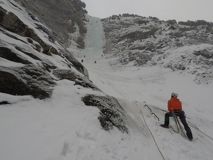 Avers Valley ice climbing / new variation Risiko to Thron in Switzerland