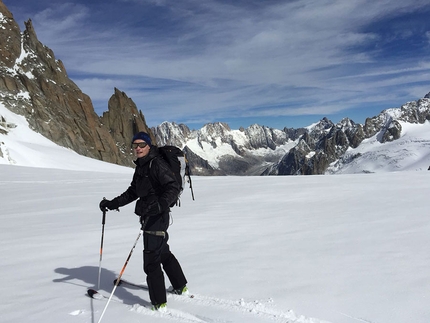 Fuoripista Vallée Blanche, Monte Bianco - Discesa della Vallée Blanche, Vittorio Mangiarotti nei pressi del Pic Adolphe Rey