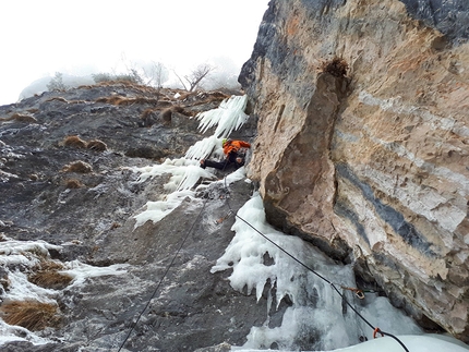 Due nuove cascate di ghiaccio in Val Meledrio (Dolomiti di Brenta)