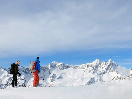 Valle Orsera, Valmalenco, Mario Vannuccini - Valle Orsera scialpinismo: dal Bocchel del Cane 2551m lo sguardo spazia sulle Cime di Chiareggio, sul Monte Sissone, sulla Cima di Rosso e sulla Cima di Vazzeda