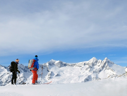 Valle Orsera, Valmalenco, Mario Vannuccini - Valle Orsera scialpinismo: dal Bocchel del Cane 2551m lo sguardo spazia sulle Cime di Chiareggio, sul Monte Sissone, sulla Cima di Rosso e sulla Cima di Vazzeda