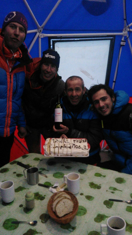 Los Picos 6500, Andes, Franco Nicolini, Tomas Franchini, Silvestro Franchini - Los Picos 6500: double party: birthday celebration of Franco Nicolini and, on the same day, Aconcagua summit with Tomas Franchini, Silvestro Franchini and Michele Leonardi