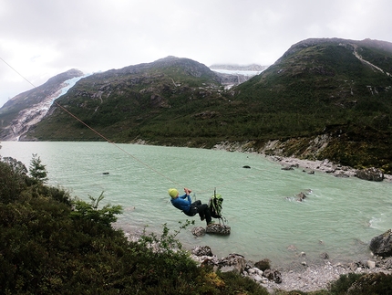 Cerro Riso Patron Sud, Patagonia, Matteo Della Bordella, Silvan Schüpbach - Matteo Della Bordella crossing the river during the approach to Cerro Riso Patron Sud in Patagonia