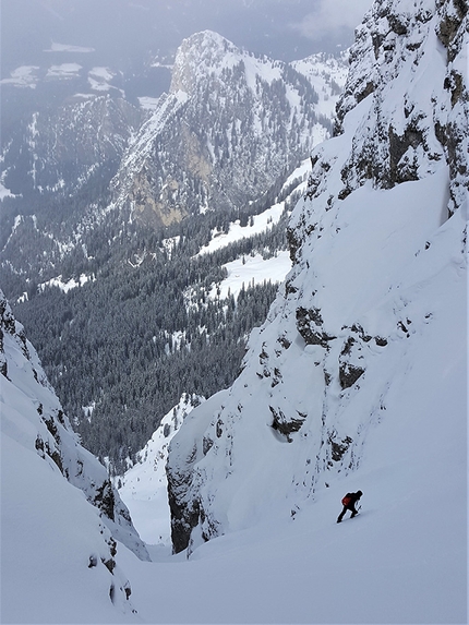 Dolomiti scialpinismo, Cristina Bacci, Angelo Zangrando - Dolomiti scialpinismo: in salita Canale del Castello di Glanvell, Gruppo del Picco di Vallandro