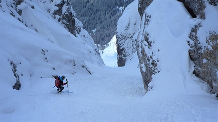Dolomiti scialpinismo, Cristina Bacci, Angelo Zangrando - Dolomiti scialpinismo: Canale del Castello di Glanvell, Gruppo del Picco di Vallandro