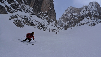 Dolomiti scialpinismo, Cristina Bacci, Angelo Zangrando - Dolomiti scialpinismo: Canalone Marino Dall'Oglio, Gruppo del Picco di Vallandro