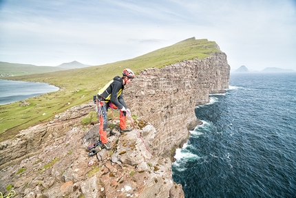 Yuji Hirayama, James Pearson, Cedar Wright, Faroe Islands - James Peason climbing at Trælanípan wall, Vagar island, Faroe Islands