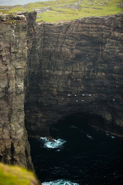 Yuji Hirayama, James Pearson, Cedar Wright, Faroe Islands - James Pearson climbing on the Faroe Islands