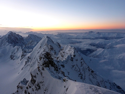 Shkhara South Face, Caucaso, Georgia, Archil Badriashvili, Giorgi Tepnadze - Shkhara parete sud: la giornata della cima