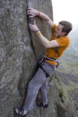 James Pearson ripete Trauma E9 7a a Dinas Mot