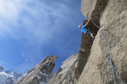 Spettacolare new rock climb on Petit Capucin Roi de Siam