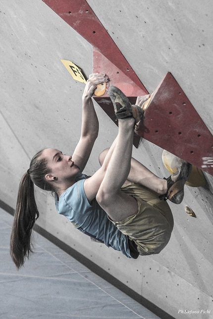 Coppa Italia Boulder 2018 - Durante la quarta tappa della Coppa Italia Boulder 2018 a Thiene (VI): Amelie Resch