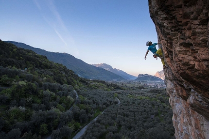 Arco Rock Star, Adventure Awards Days 2018 - Arco Rock Star 2018, primo classificato della categoria PRO John Thornton. Climbers: Matteo Furlan e Francesco Zerbi.