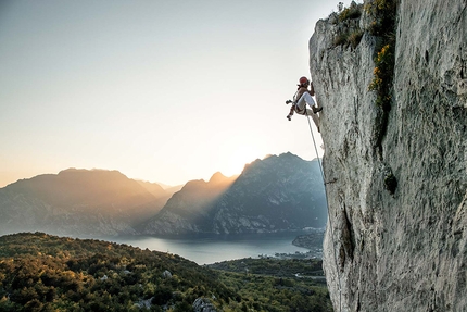 Arco Rock Star, register now for the international climbing photo contest