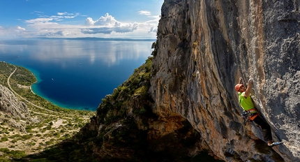 Klemen Bečan climbs Croatia's hardest multi-pitch at Drašnice