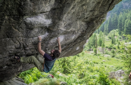 GraMitico, Valle di Daone, boulder, arrampicata - Stefano Ghisolfi, ospite speciale del raduno boulder GraMitico in Valle di Daone (TN)