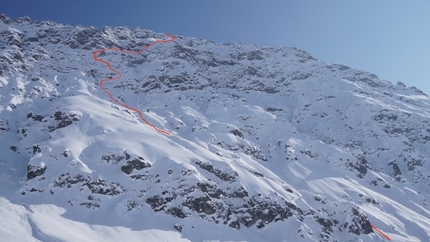 Sébastien de Sainte Marie - Chüpfenflue north face (2656m) skied by Sébastien de Sainte Marie and Michal Dzian