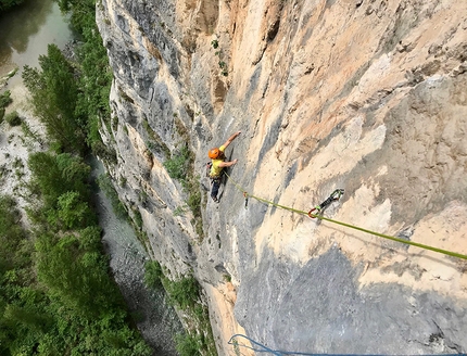 Volevo nascere rock star, Gola del Limarò, Nicola Castagna, Francesco Salvaterra - Volevo nascere rock star nella Gola del Limarò (Nicola Castagna, Francesco Salvaterra)