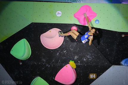 Bouldering World Cup, Akiyo Noguchi commands in China