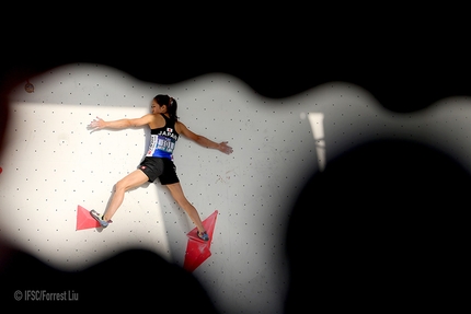 Bouldering World Cup 2018 - Akiyo Noguchi wins the Chongqing stage of the Bouldering World Cup 2018