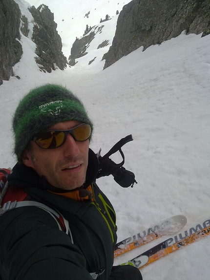 Cima d'Asta, Alta Val Tolvà, sciare - Paolo Michielini nel Canale Trento