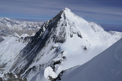 Everest, Lhotse, Marco Camandona, François Cazzanelli - Everest seen from the summit of Lhotse