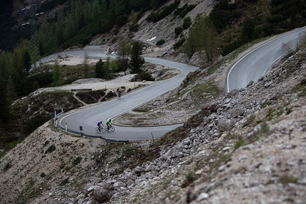 Simon Gietl, Vittorio Messini, Ortler, Lavaredo, Großglockner - Simon Gietl & Vittorio Messini cycling to the Tre Cime di Lavaredo