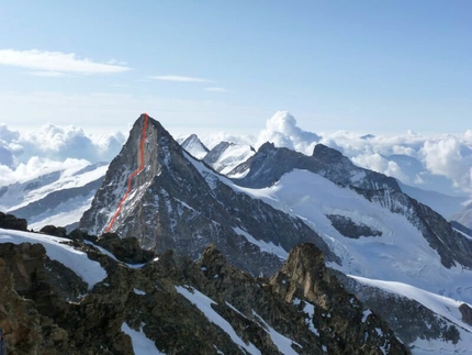 Gross Grünhorn, Svizzera, Dani Arnold, Stephan Ruoss - Exile on Main Street, Gross Grünhorn 4044m, Svizzera (Dani Arnold, Stephan Ruoss 12/05/2018)