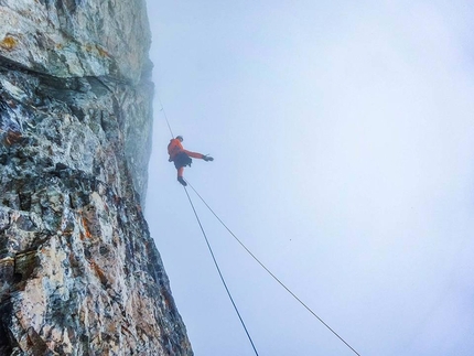 Gross Grünhorn, Switzerland, Dani Arnold, Stephan Ruoss - Abseiling off Exile on Main Street, Gross Grünhorn 4044m, Switzerland (Dani Arnold, Stephan Ruoss 12/05/2018)