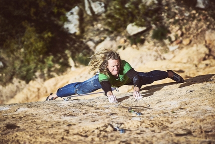 Michael Kemeter frees hard climb on Mont-Rebei in Spanish Pyrenees