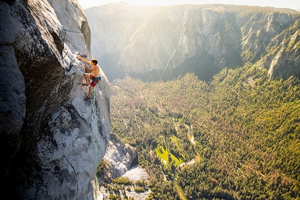 Alex Honnold, Tommy Caldwell, The Nose, El Capitan, Yosemite - The Nose El Capitan: Alex Honnold climbs final pitch of The Nose during his record breaking ascent with Tommy Caldwell on 06/06/2018