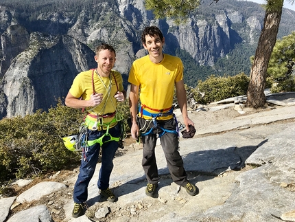 Alex Honnold, Tommy Caldwell, The Nose, El Capitan, Yosemite - Tommy Caldwell and Alex Honnold on the summit of El Capitan on 30/05/2018 after having set a new speed record on The Nose. The two climbed the route in 2:10:15 and beat the previous record, set last autumn by Brad Gobright and Jim Reynolds, by almost 10 minutes.
