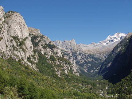 Val di Mello - Panoramica della Val di Mello