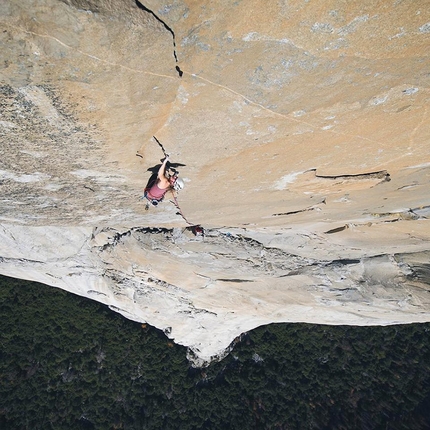 Jacopo Larcher and Barbara Zangerl climbing Magic Mushroom up El Capitan, Yosemite