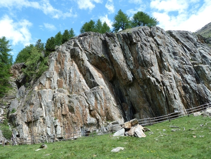Marchegg, arrampicare in Alto Adige