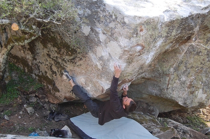 Ikaria Island, Greece, climbing - Ikaria Island: bouldering