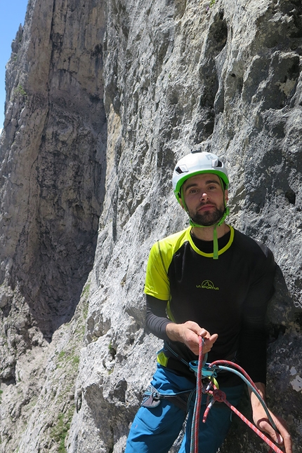 Pale di San Lucano, Dolomiti, Luca Vallata, Samuel Zeni, Mauro Zanon  - Pilastro Bianco Terza Pala di San Lucano: Mauro Zanon in sosta