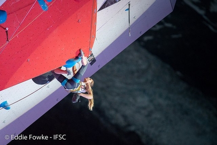 Lead World Cup, Chamonix - Jessica Pilz climbing to victory at Chamonix