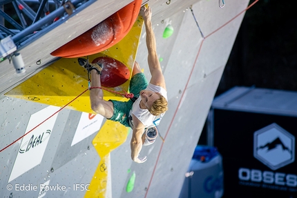 Lead World Cup 2018 Briançon - Jakob Schubert competing in the Lead World Cup 2018 at Briançon