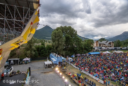 Lead World Cup 2018 Briançon - Stefano Ghisolfi competing in the Lead World Cup 2018 at Briançon