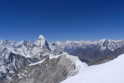 Ama Dablam - Ama Dablam (6,812m) Nepal da Island Peak