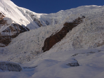 Tomaz Humar Annapurna parete sud - Annapurna parete sud Tomaz Humar: Rock Island 5000-5800m