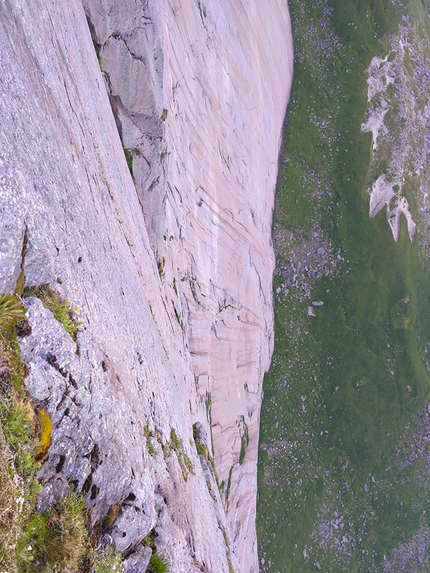 Breiflogtinden, Lofoten, Norway, Dmitrii Panov, Andrey Panov, Anar Demirov - Arctic Odyssey, Breiflogtinden East Face: view downwards