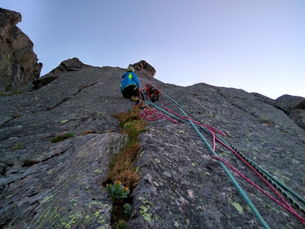 Breiflogtinden, Lofoten, Norway, Dmitrii Panov, Andrey Panov, Anar Demirov - Arctic Odyssey, Breiflogtinden East Face: making the first ascent