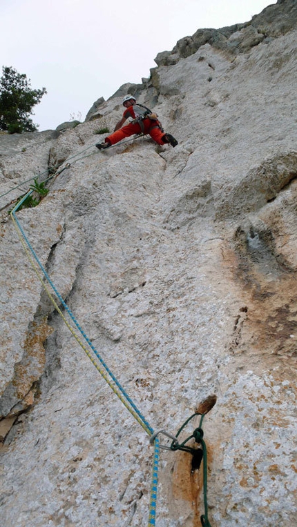 Camaleontica - Punta Cusidore - Sardinia - Maurizio Oviglia on pitch 4 of Camaleontica