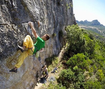 Arrampicata in Sardegna, Jerzu 40 - Jerzu 40, Sardegna: Joel Perry su Work now climb later.