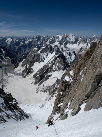 Karakorum, Pakistan, Nelson Neirinck, Jess Roskelley, Kurt Ross - Kondus valley: Jess Roskelley and Kurt Ross simul climbing behind Nelson Neirinck on the first ascent of Chhota Bai