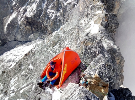 Kyajo Ri, Nepal, Marek Holeček, Zdeněk Hák - At the bivouac during the first ascent of Lapse of Reason up Kyajo Ri in Nepal (25-28/05/2018)
